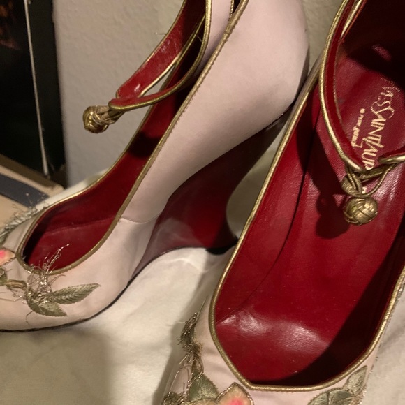 Yves Saint Laurent | Shoes | Ysl Red Bottoms Light Pink Embroidered Floral  Heel | Poshmark